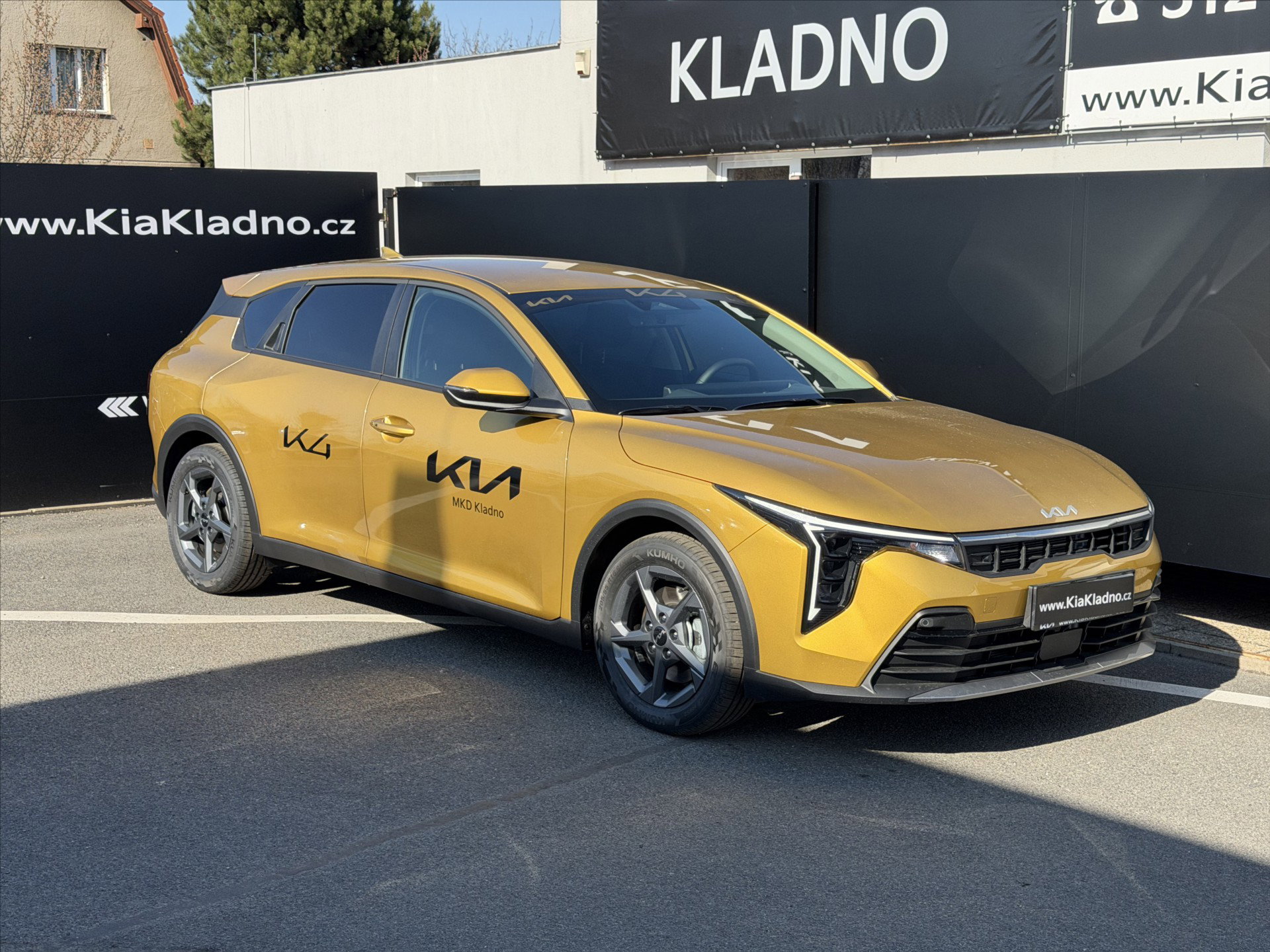 KIA K4