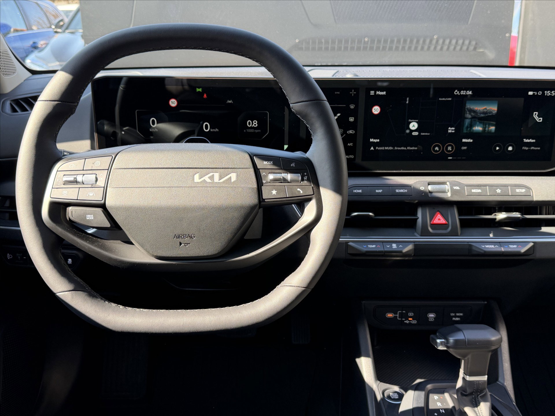 KIA K4