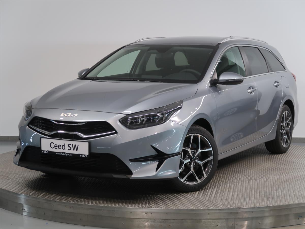 KIA Ceed 1,5 T-GDi 7DCT  SW TOP