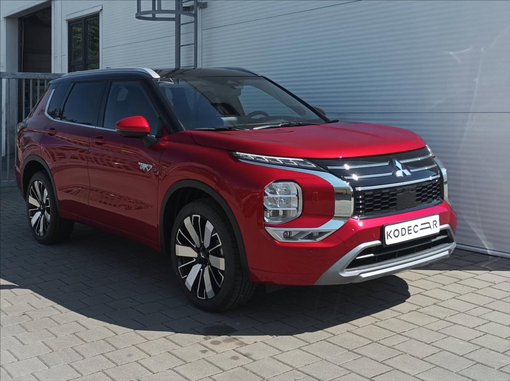 Mitsubishi Outlander 2,4 PHEV 306k AT 4x4  Instyle