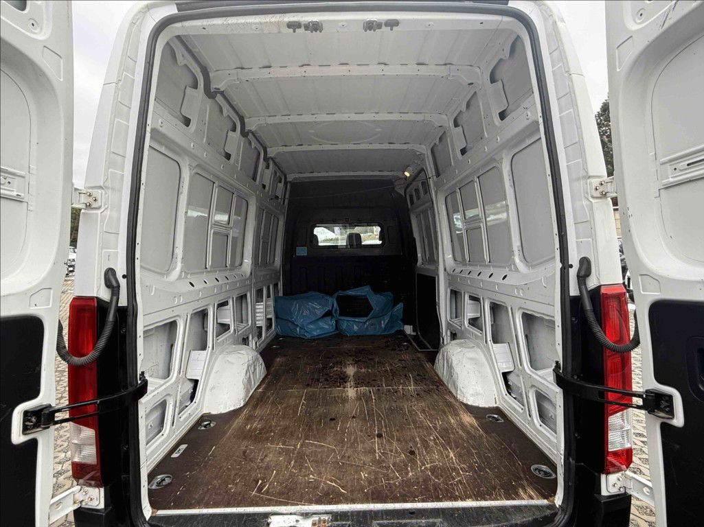 Hyundai H 350