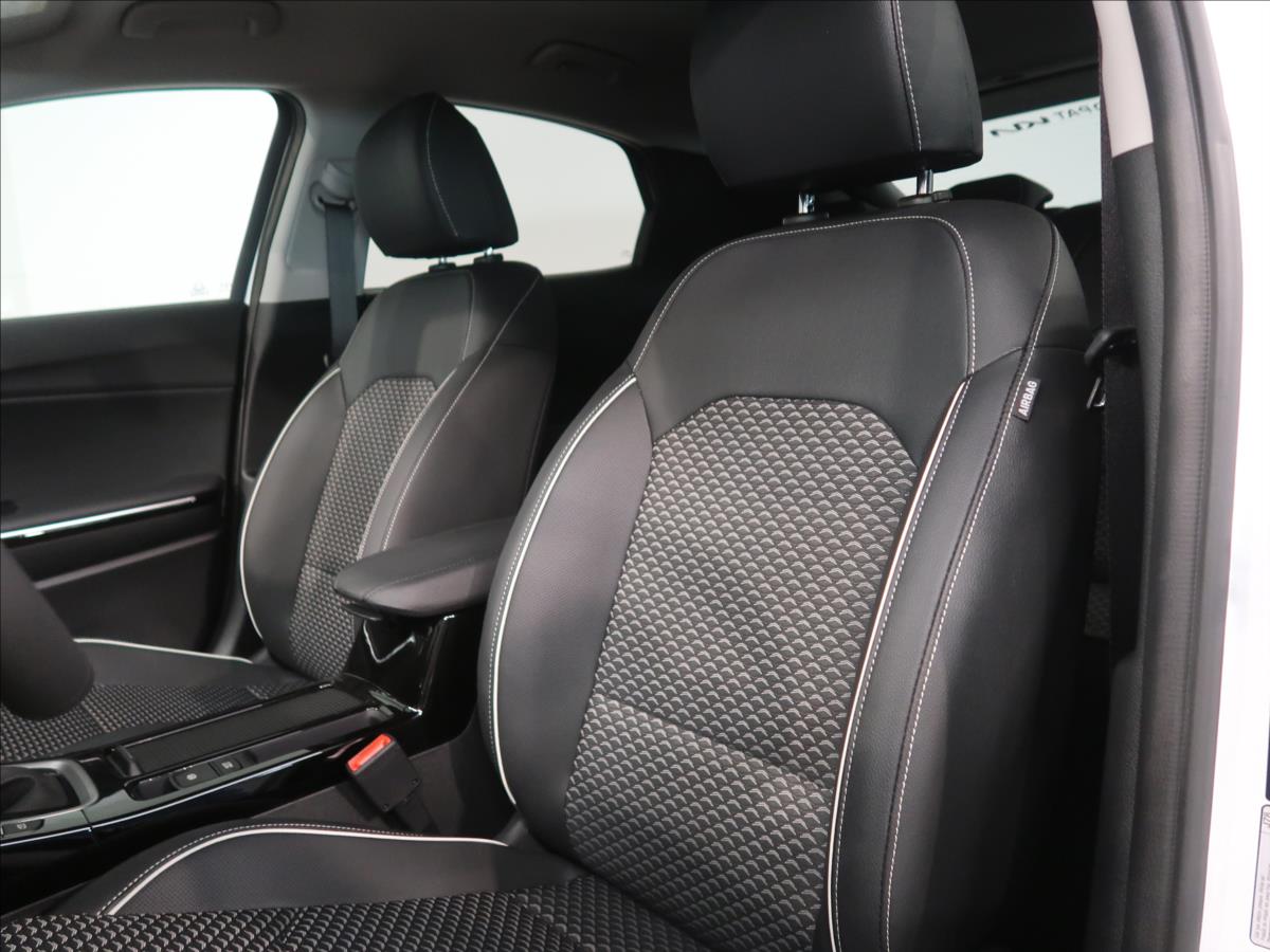 KIA XCeed 1,6 T-GDi GPF 7DCT  TOP