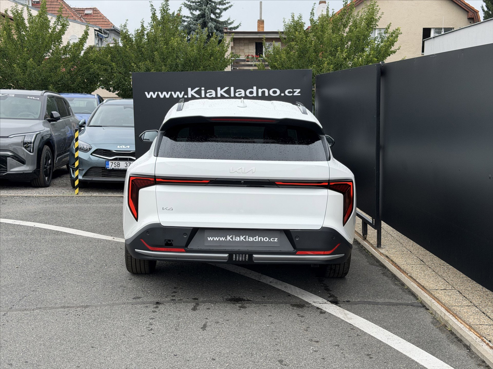 KIA K4