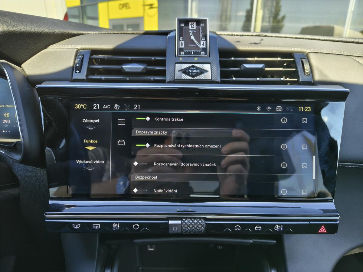 DS DS7 Crossback