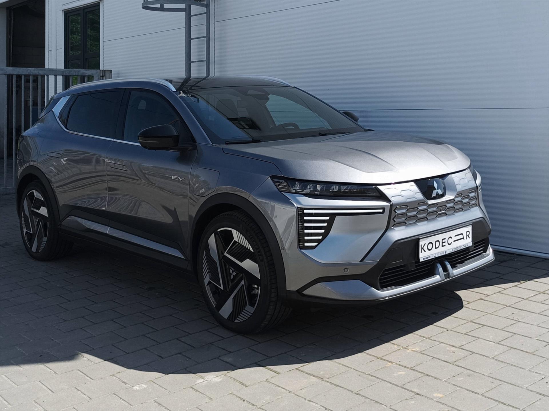 Mitsubishi Eclipse Cross Instyle BEV 87kWh AT 218k