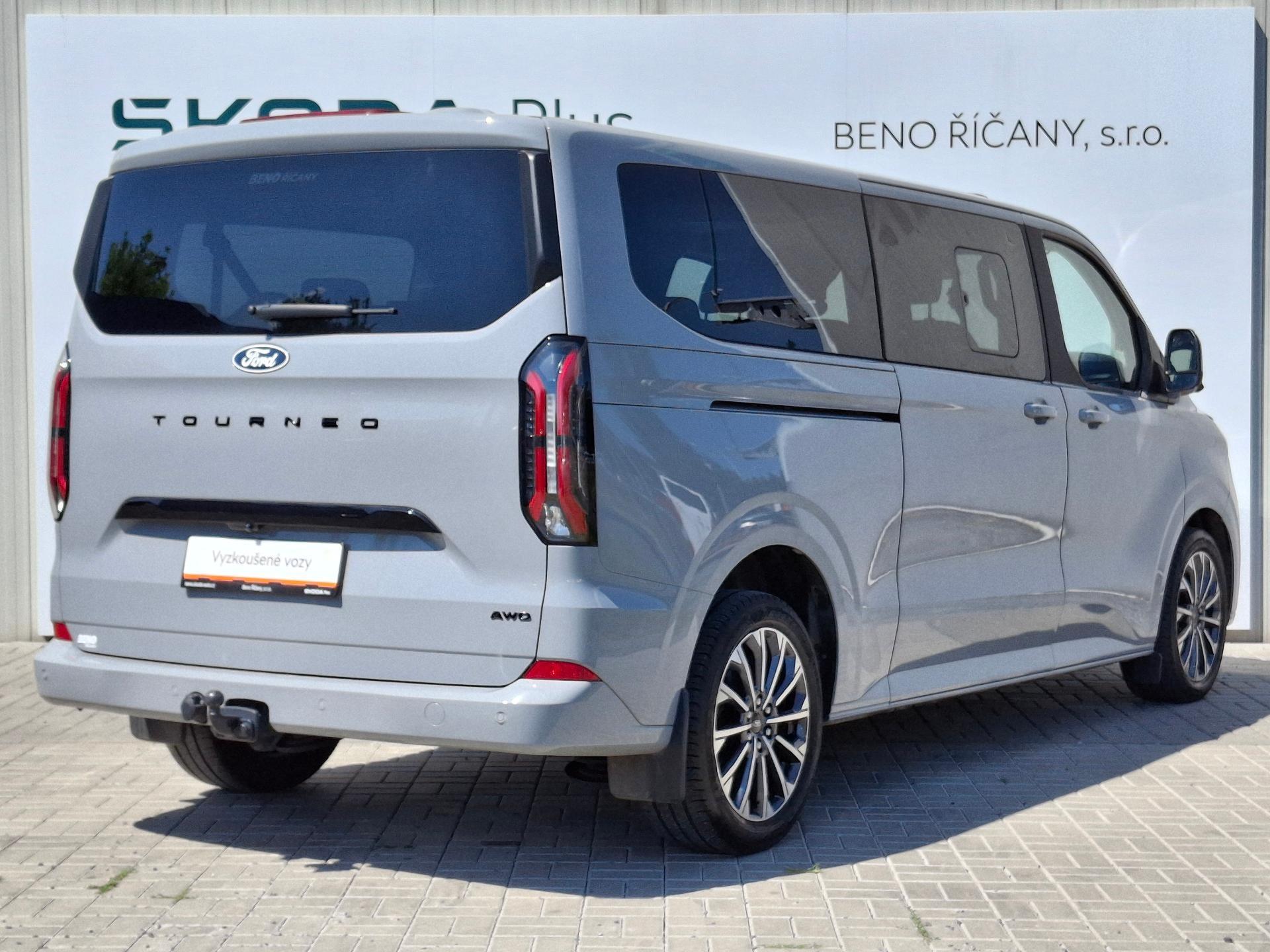 Ford Tourneo