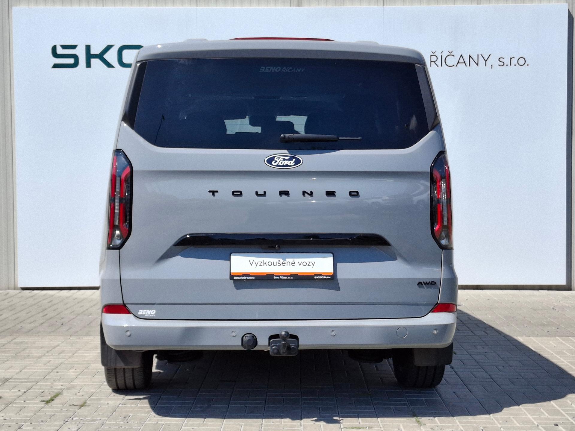 Ford Tourneo