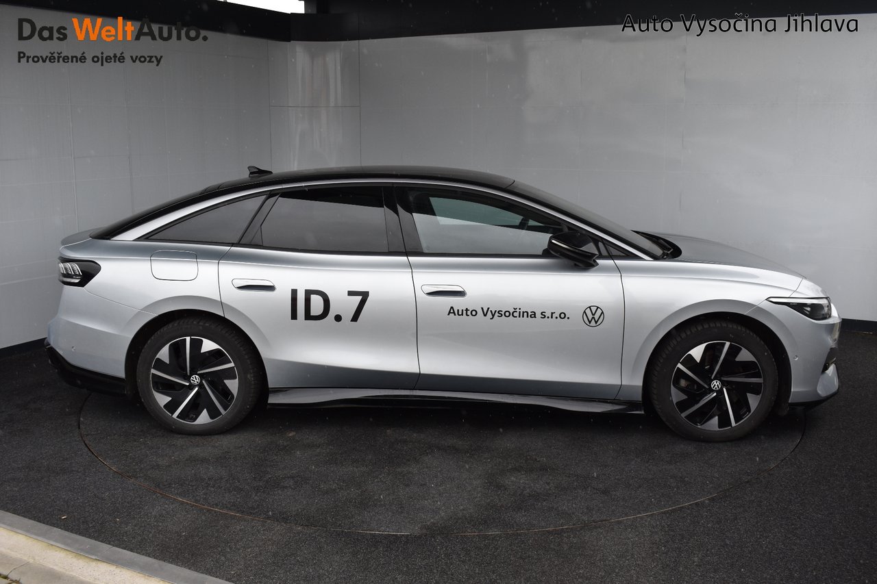 VW ID.7