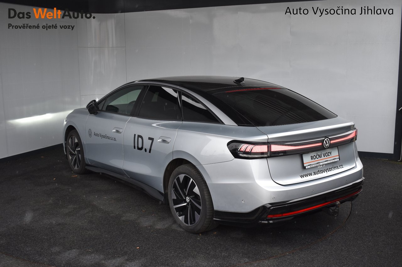 VW ID.7
