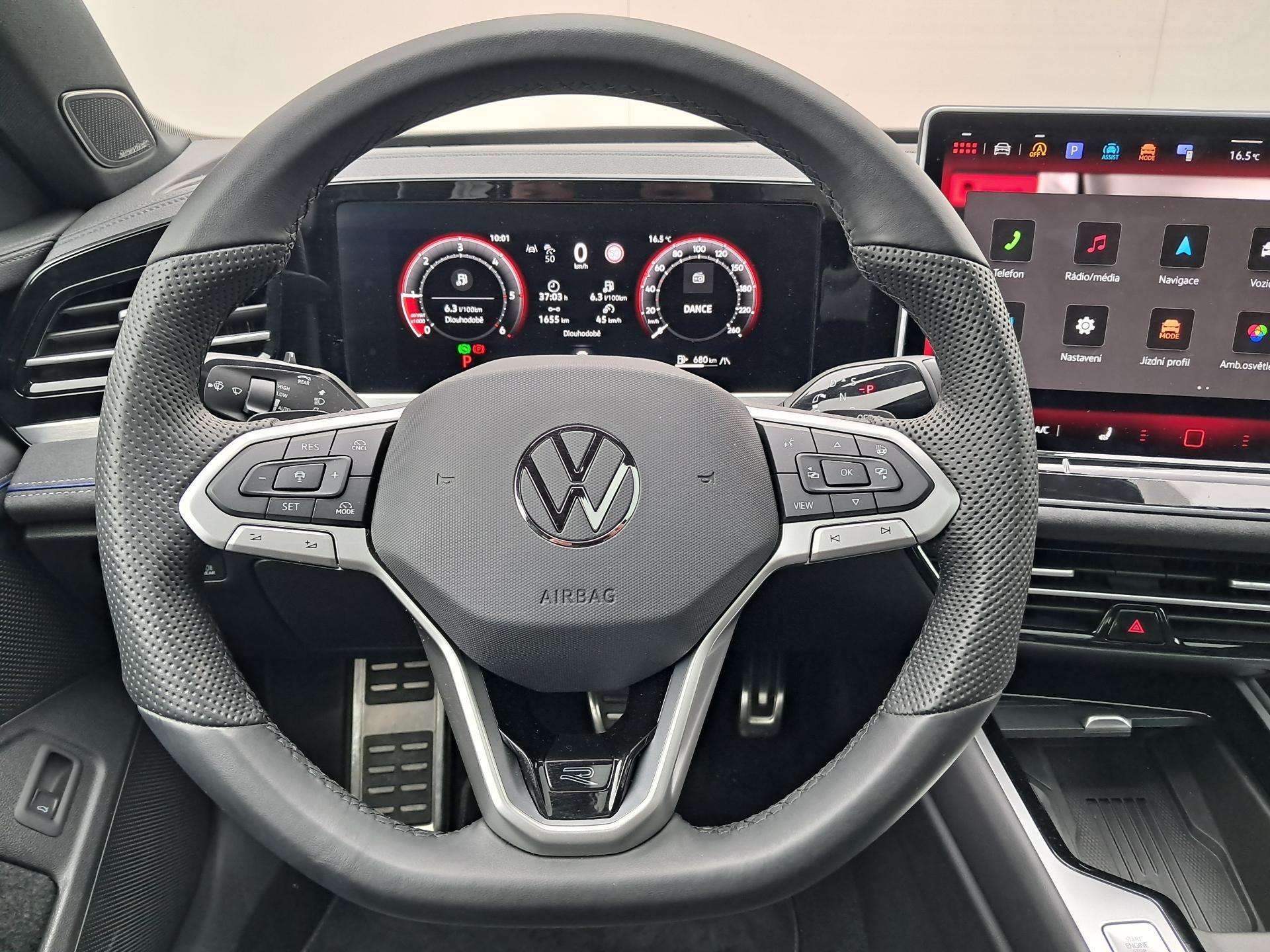 VW Passat