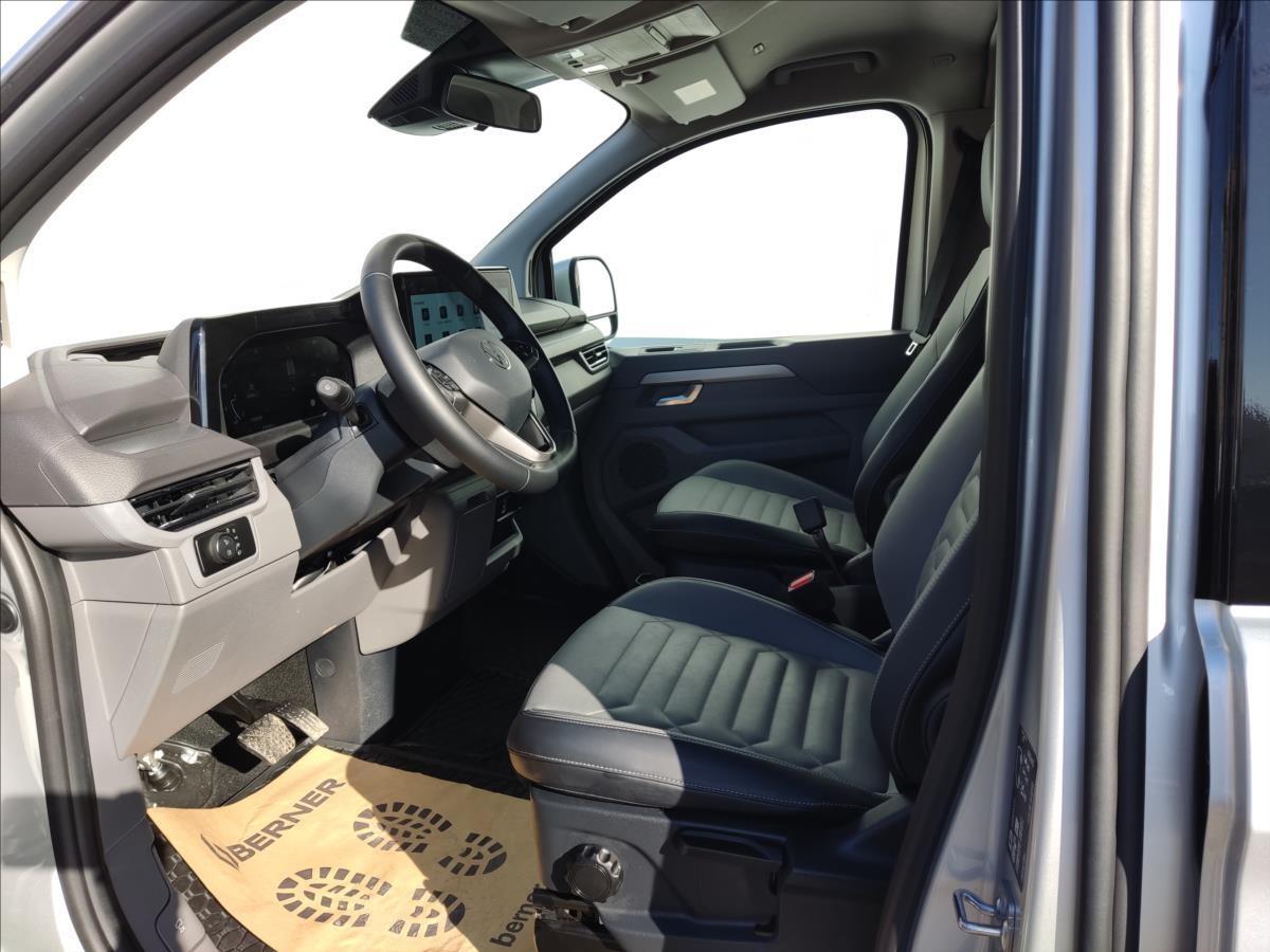 VW Caravelle