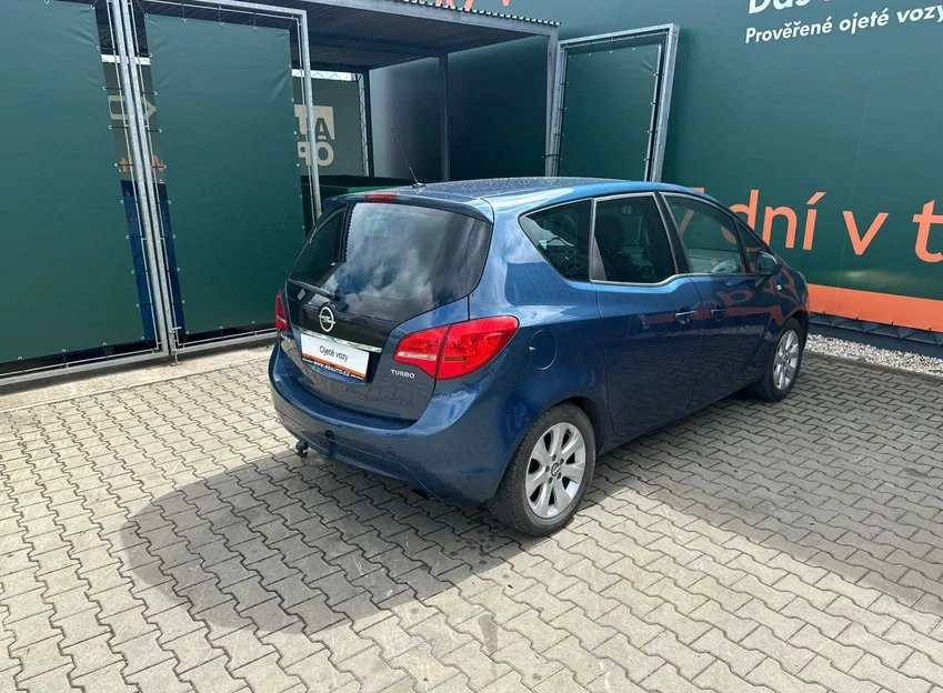 KIA Opel Meriva 1.4i 88KW