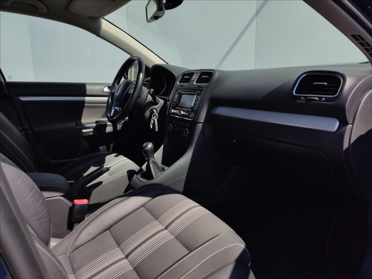 VW Golf
