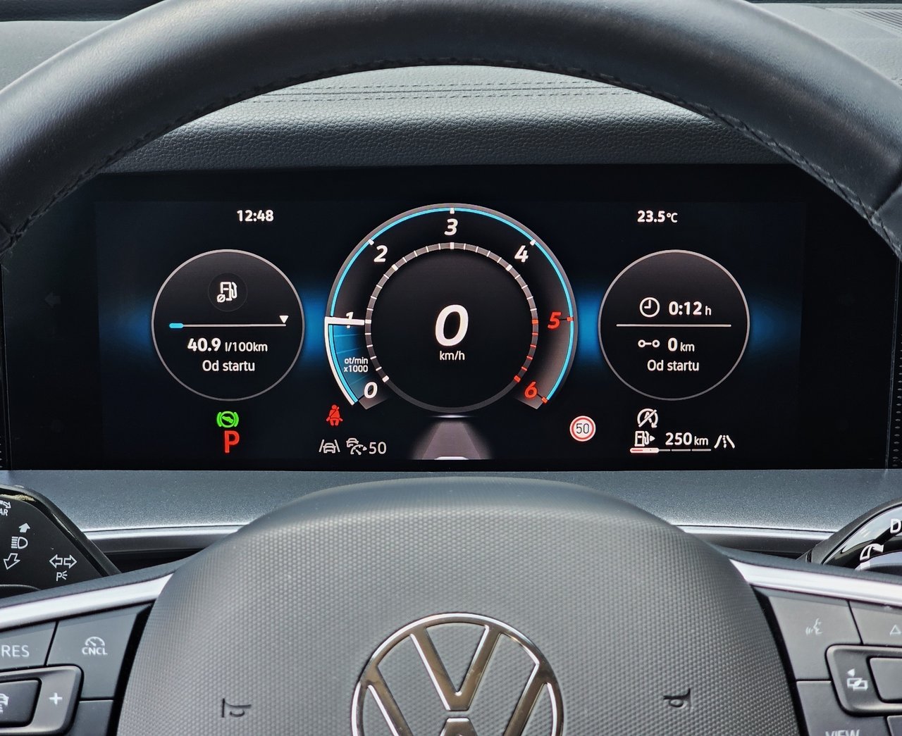 VW Tayron