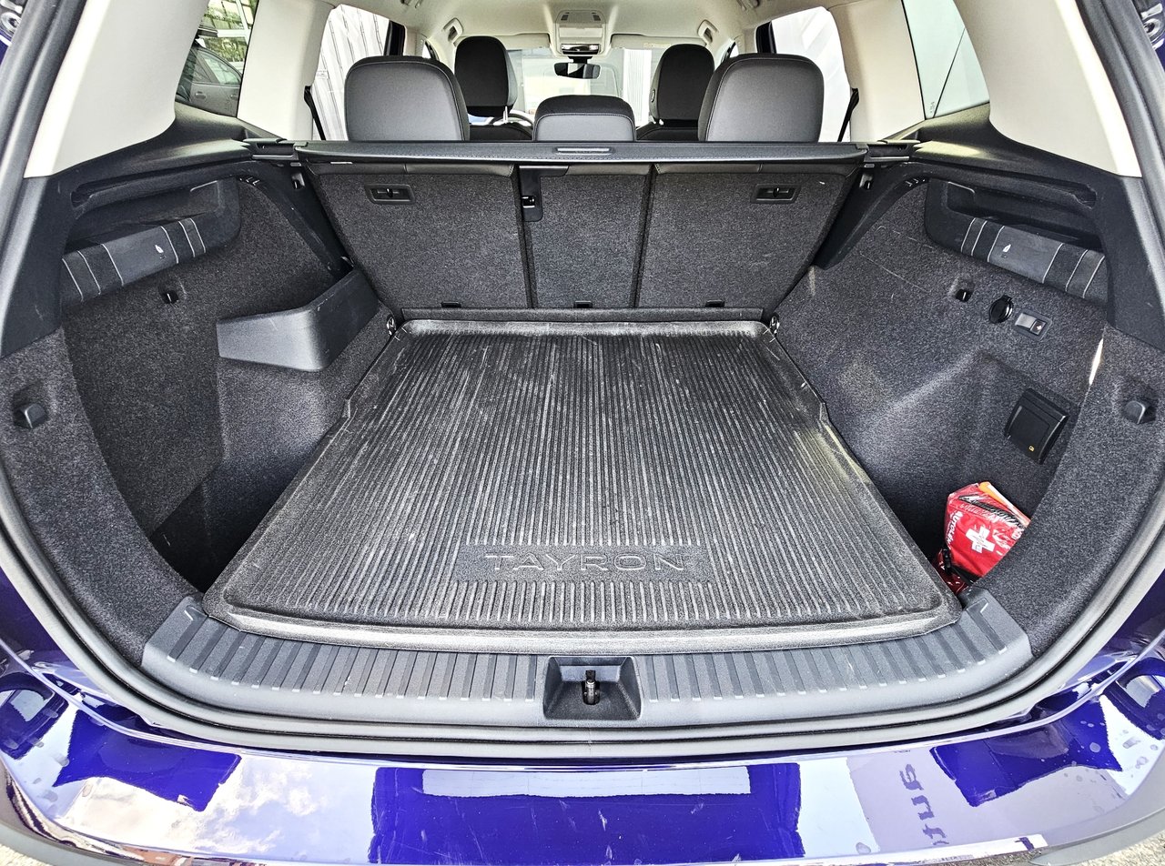 VW Tayron
