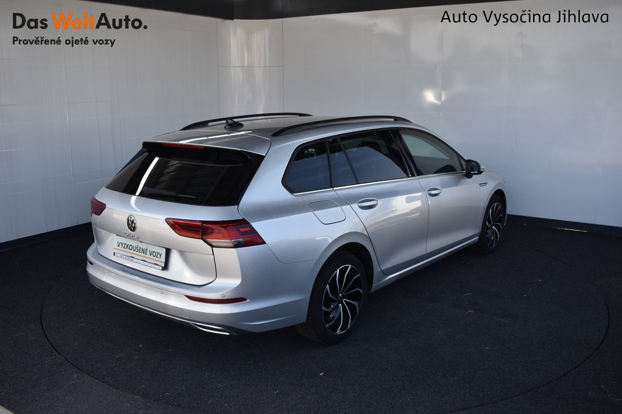 VW Golf Variant