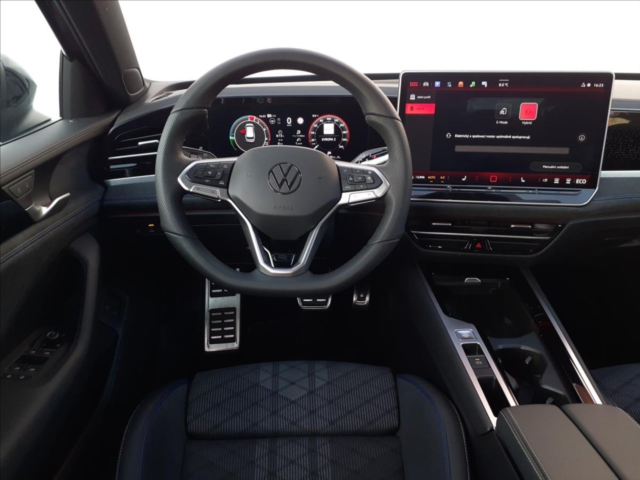 VW Passat Variant