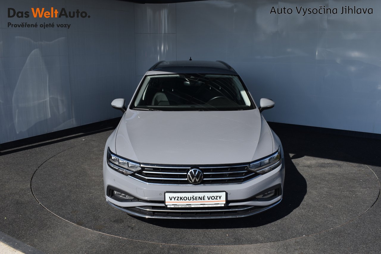 VW Passat Variant