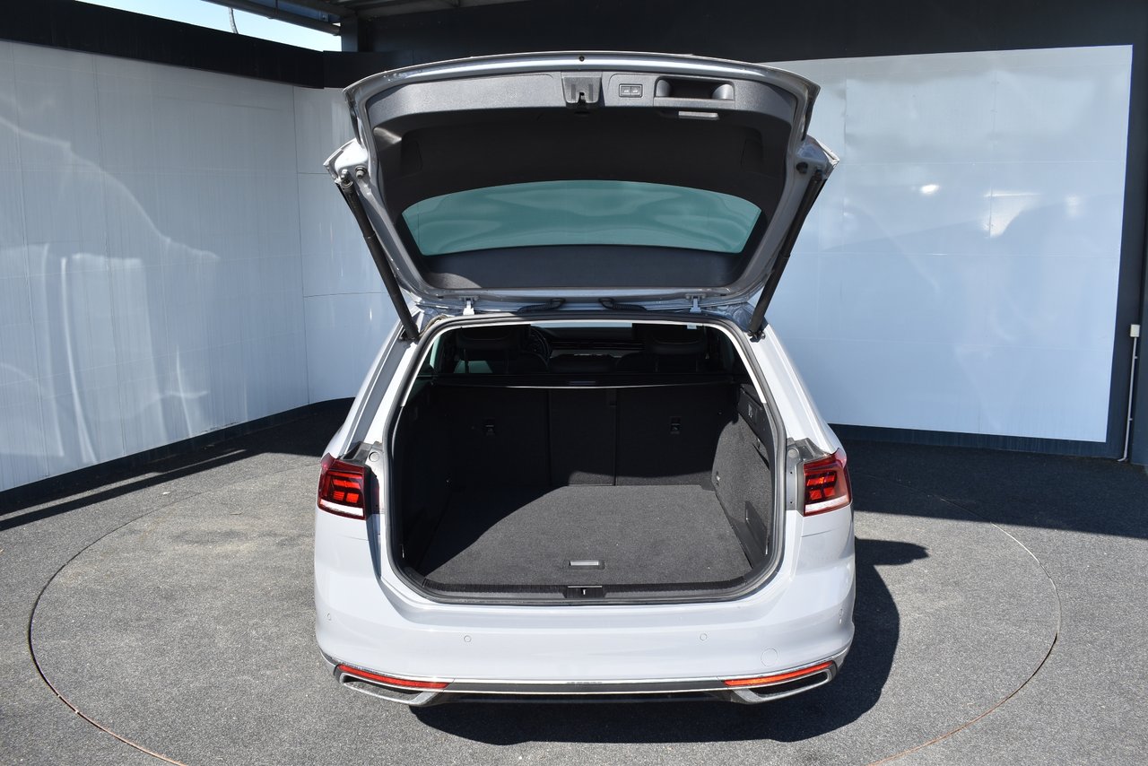 VW Passat Variant
