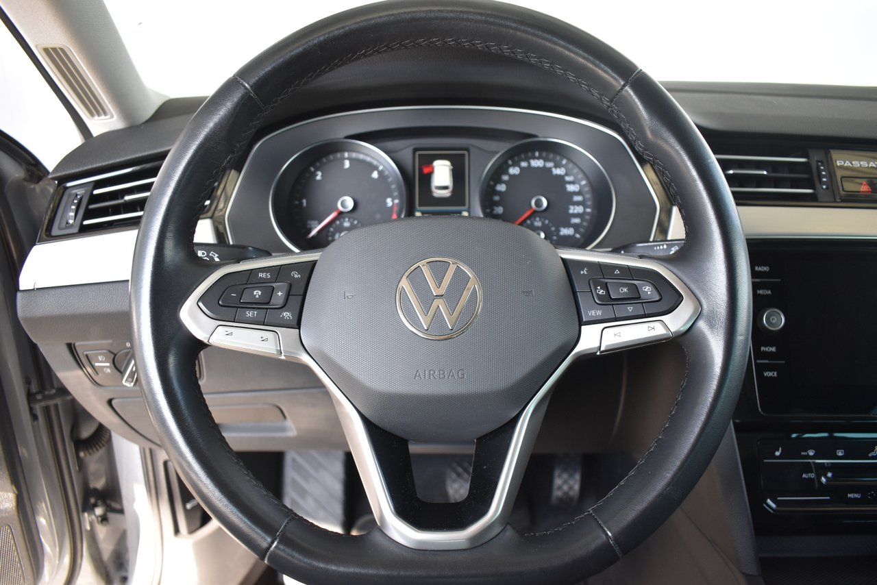 VW Passat Variant