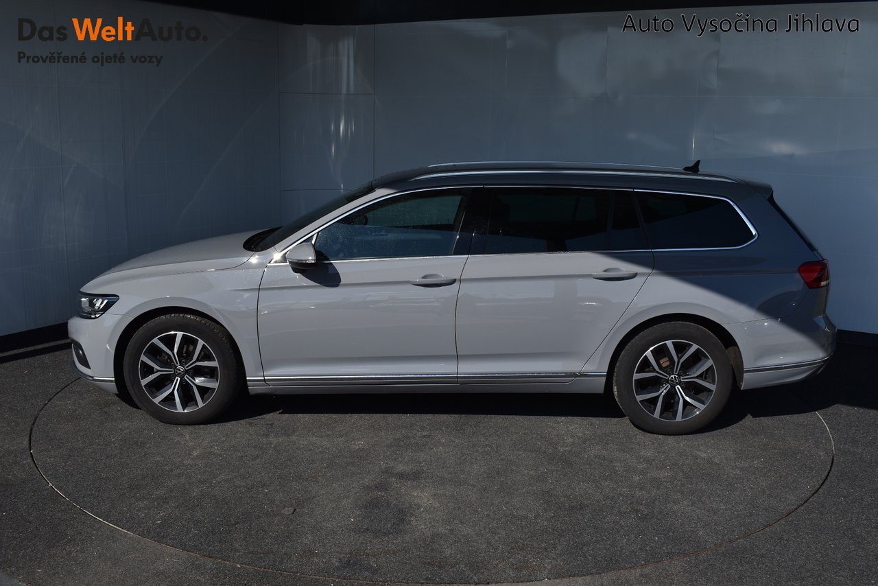 VW Passat Variant