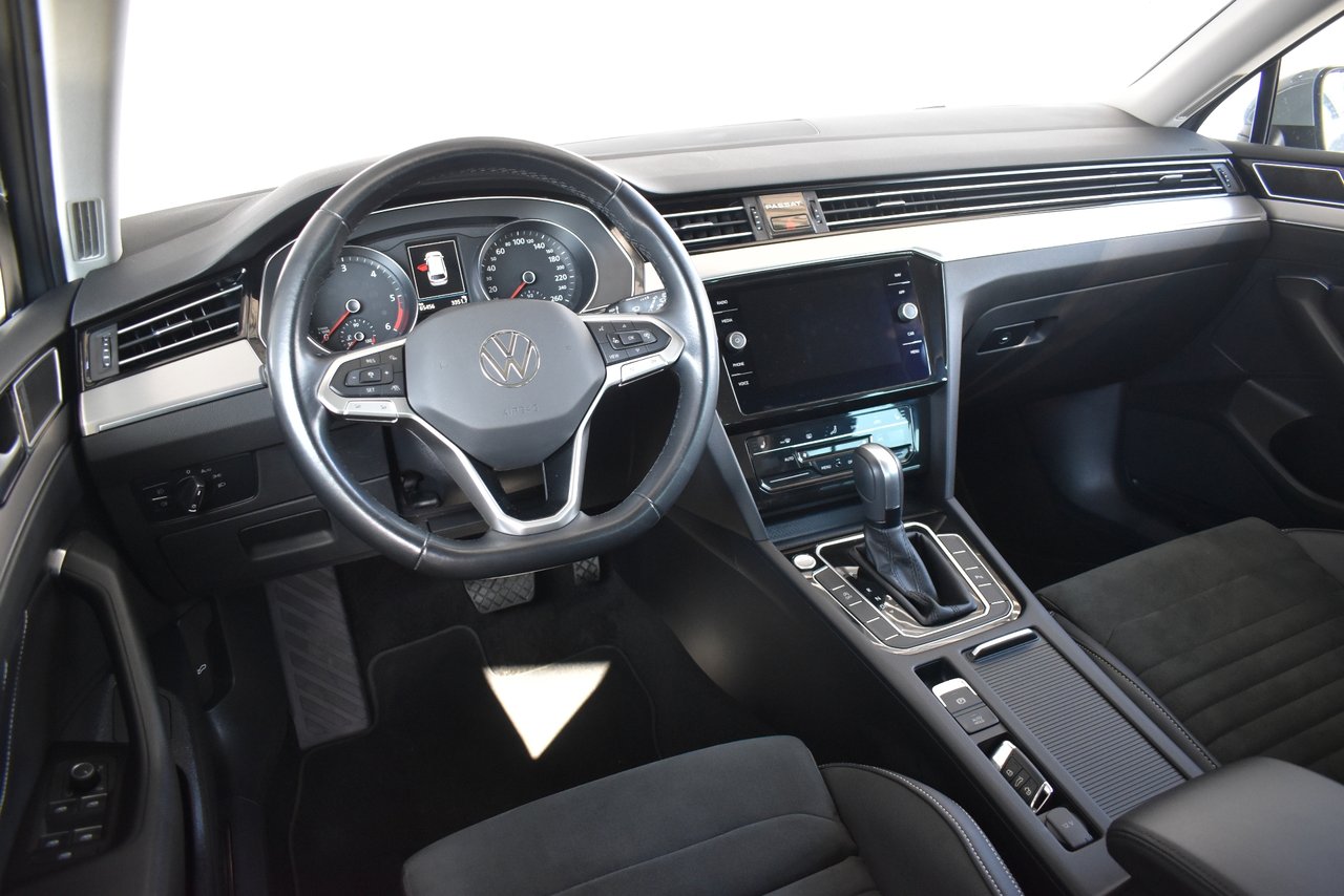 VW Passat Variant