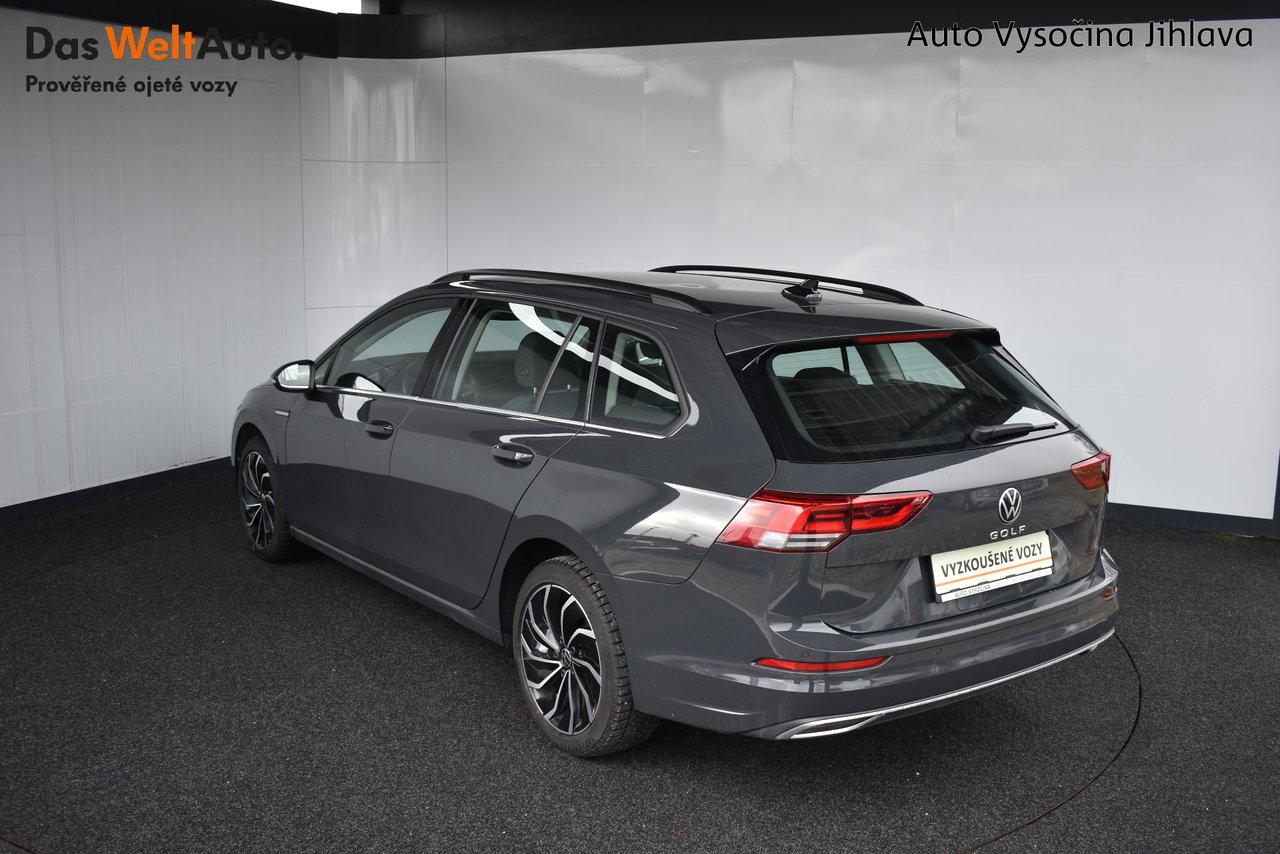 VW Golf Variant