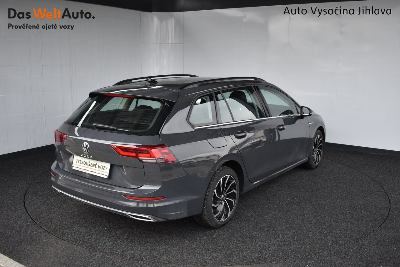 VW Golf Variant